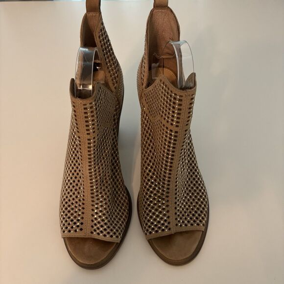 Vince Camuto Ankle Booties US 9M Tan 4"Block Stacked Heel Peep Toe Sparkley - Picture 2 of 9